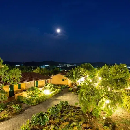 Villaggio Mirage Apartahotel 4*